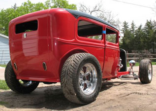 1932 Red Sedan